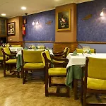 Hotel Clemente Barbastro