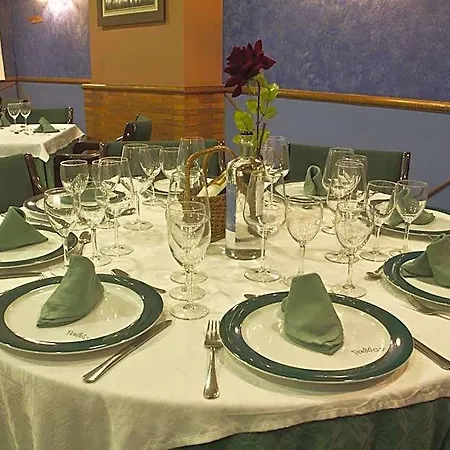 Hotel Clemente Barbastro